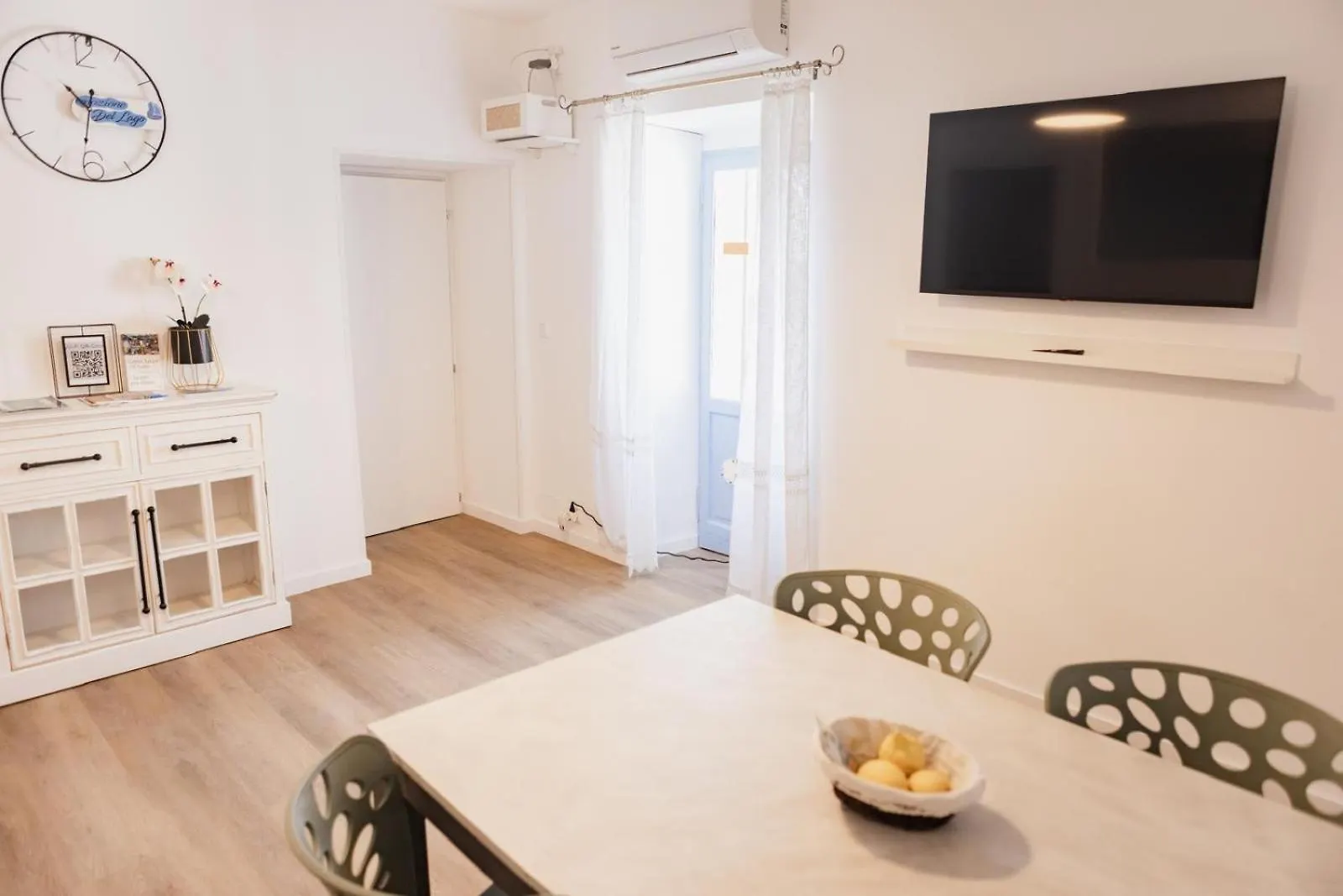 Emozione Del Lago Laglio Apartment